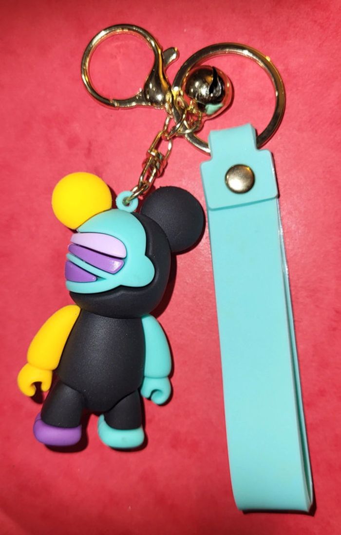 Porte-clé PVC 3D Neuf - Mickey Mouse Espace - photo numéro 4