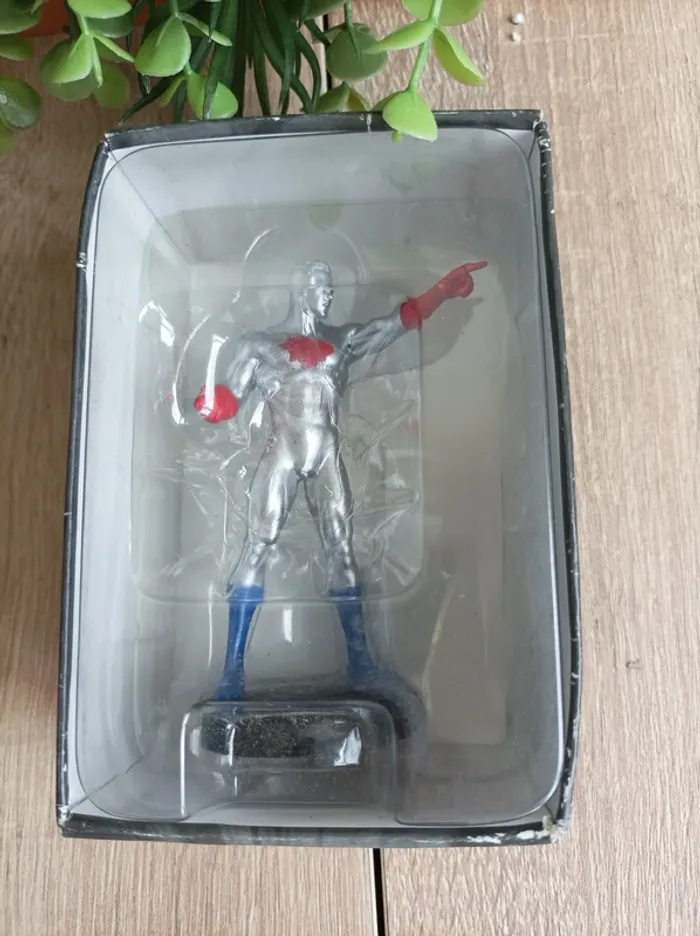 Figurine Captain Atom DC Comics Eaglemoss Super Hero