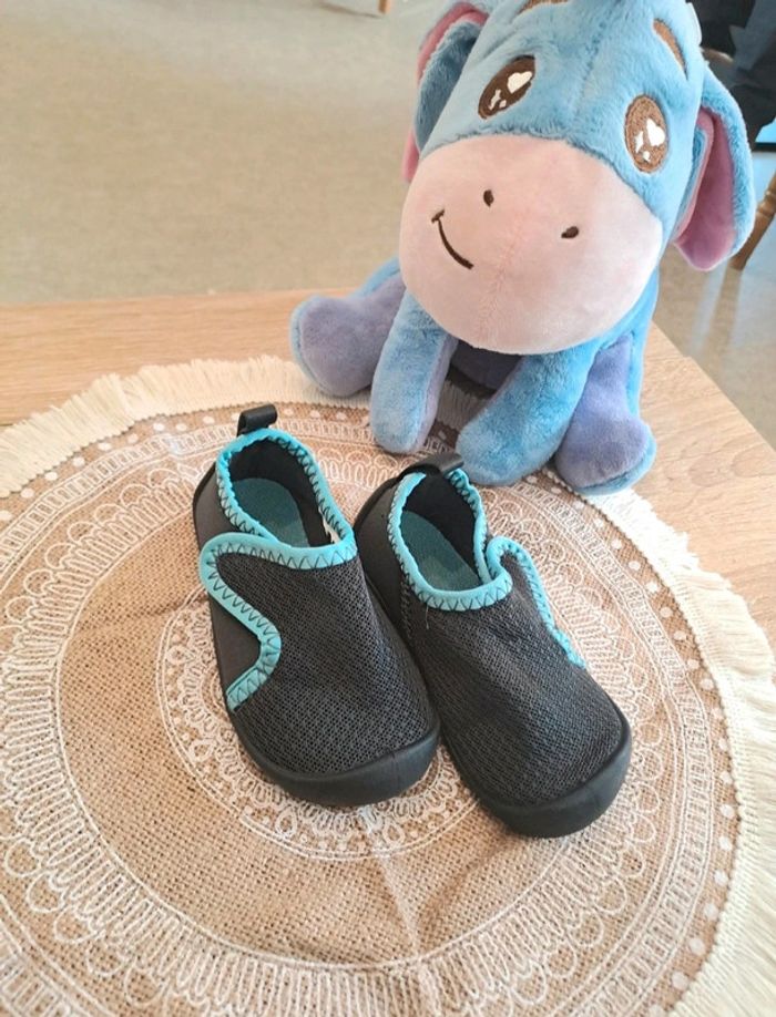 Chausson, taille 22, marque décathlon