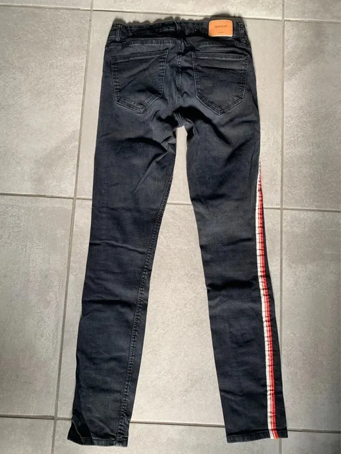 Jean noir Zara taille 36 - photo numéro 3