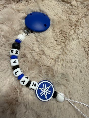 Attache tétine Yamaha