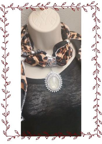 Élégant Bijoux de foulard Neuf