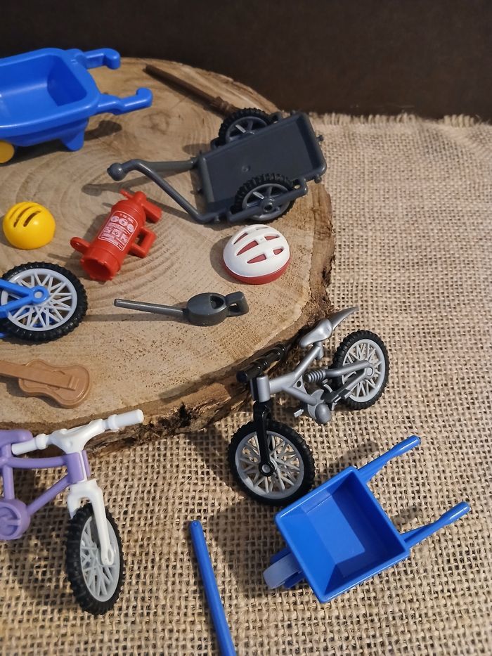 Lot de 23 accessoires pour playmobil vélo brouettes - photo numéro 4