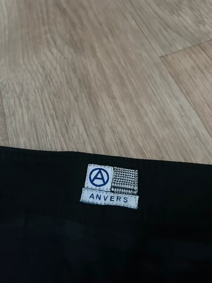 Anvers minijupe noire en laine vierge, femme, taille 38 - photo numéro 2