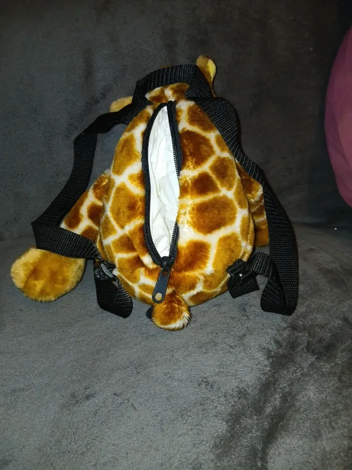 Peluche sac à dos girafe - photo numéro 2