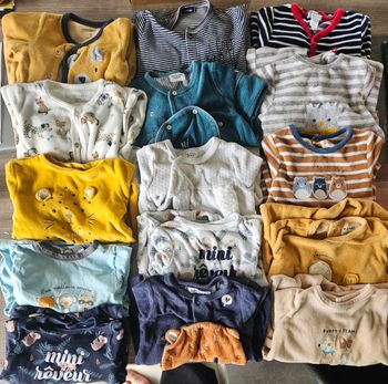 Lot pyjamas 6 mois