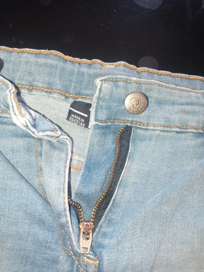 Petit short en jean bleu - photo numéro 3