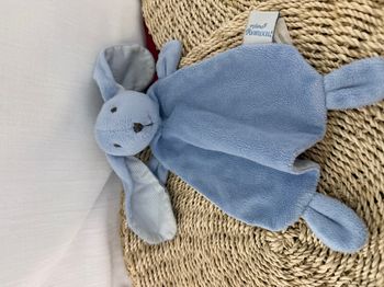 doudou plat lapin bleu textura baby kids