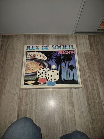 Malette de jeux de société