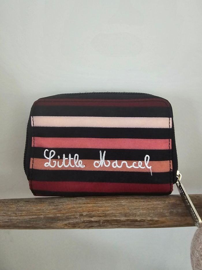 Porte monnaie Little Marcel rose et noir rayé