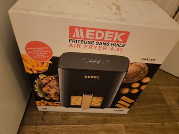 Friteuse airfryer air fryer 4,5 l Medek Neuf scellé AB prix ferme