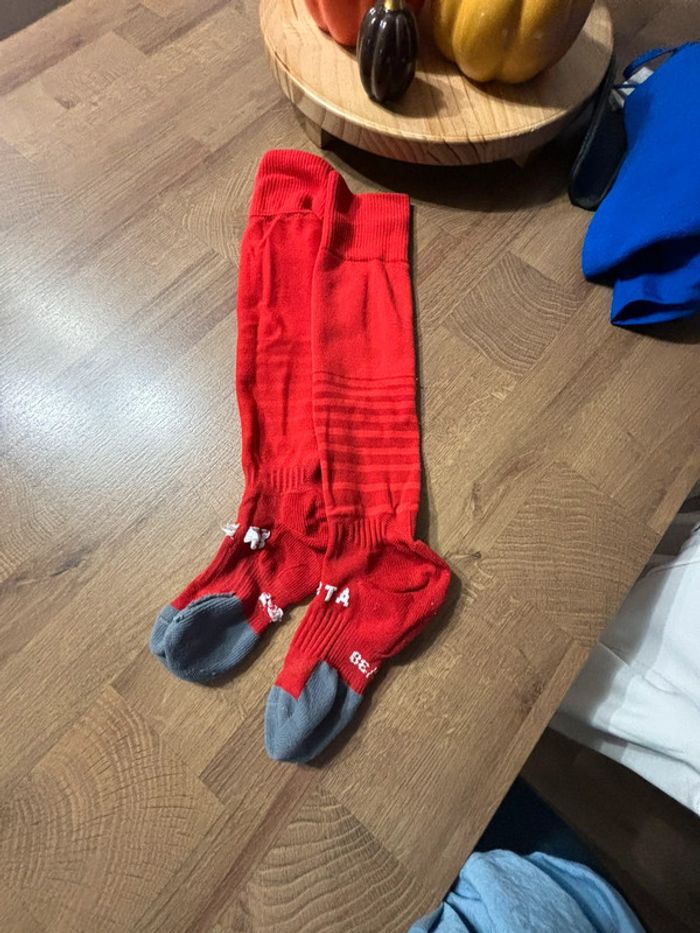 Ensemble de foot 12 ans P37 1/2 - photo numéro 15