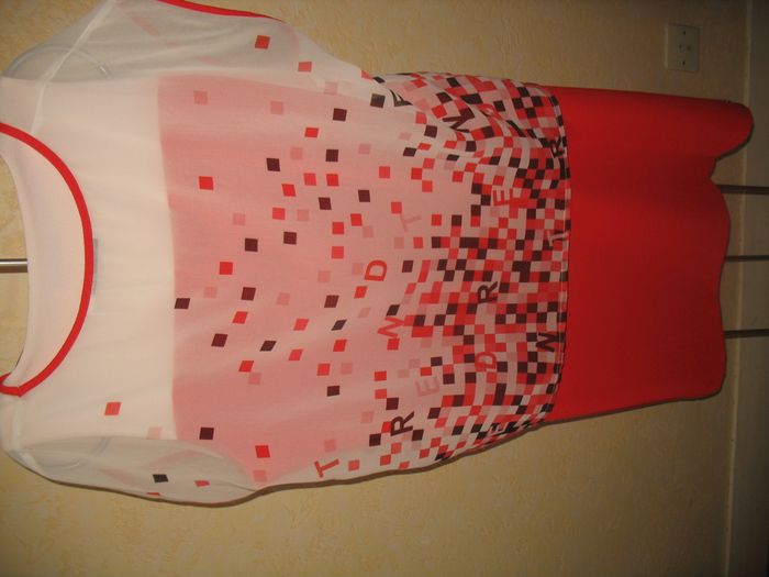 ENSEMBLE 2 PCS ROUGE ET BLANC "TREND BY MISS CAPTAIN" - TAILLE 44 - n°06 - photo numéro 2