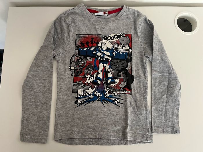 T-shirt