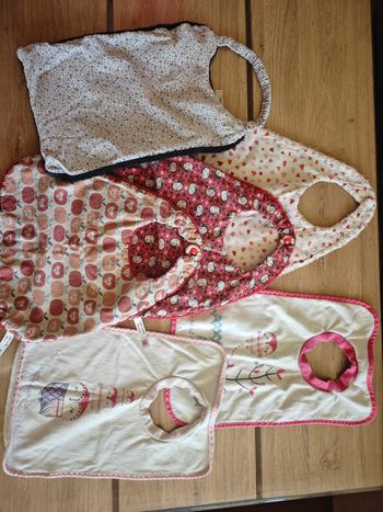 Lots bavoirs bébé fille