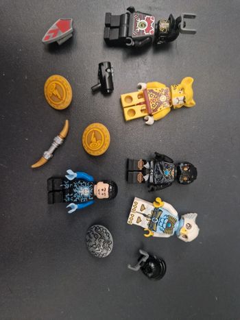 Minifigures lego chima et ninjago