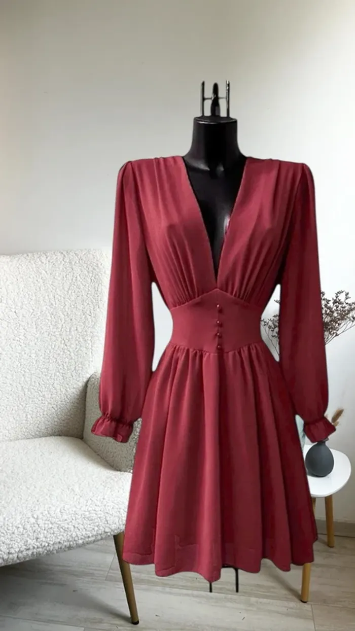 Robe courte bordeaux