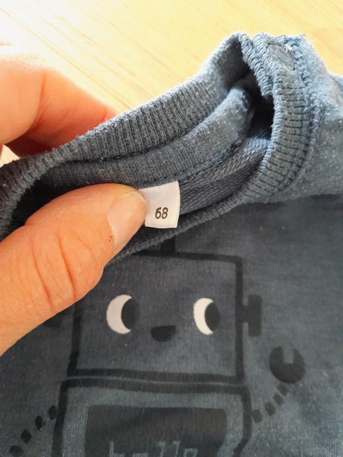 Lot t-shirt manches longues kiabi+ sweat gris 6 mois garçon - photo numéro 4