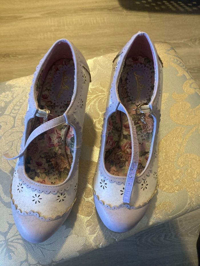 Chaussures pin-up mauve - photo numéro 3