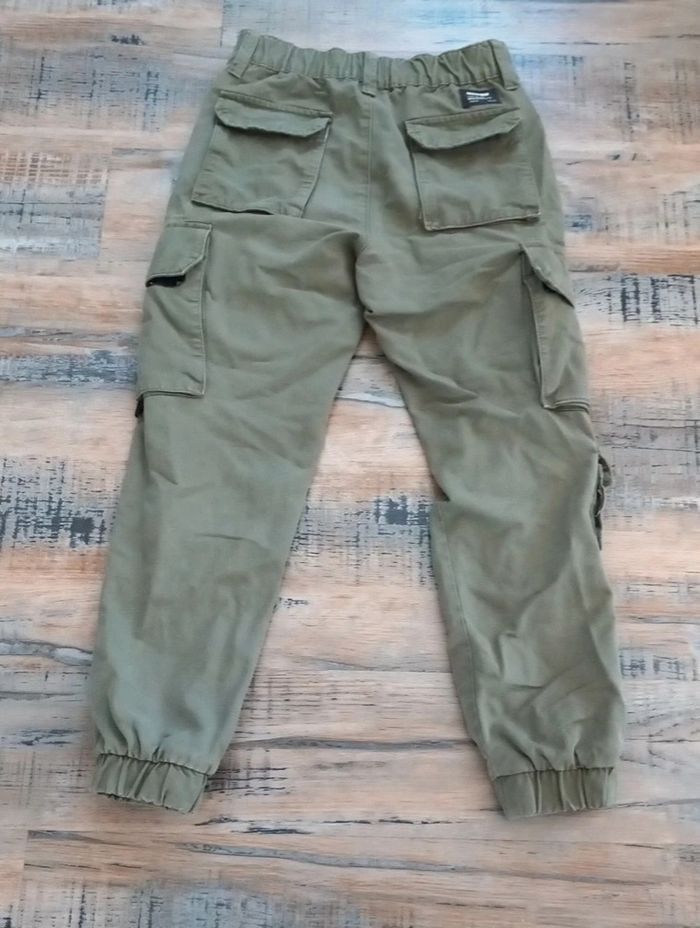 Pantalon Cargo Bershka - photo numéro 4