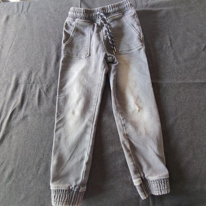 Jean gris élastique taille 6 ans