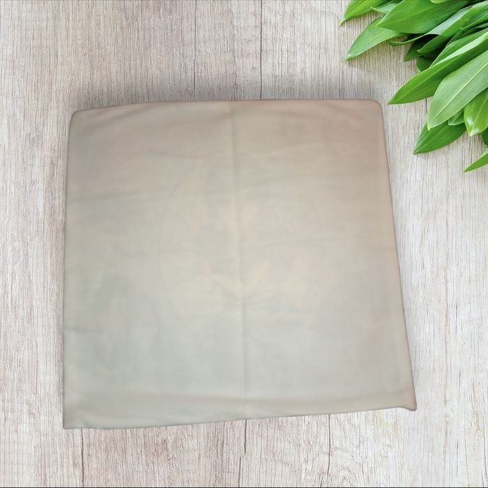 Housse de coussin mercredi famille Addams wednesday Jenna ortega - photo numéro 3