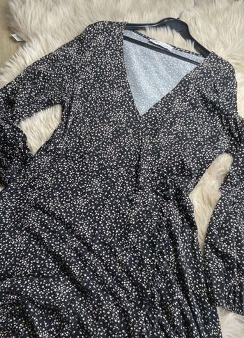 Robe noir à motifs fleurs blanc Pull & Bear Taille M / 38
