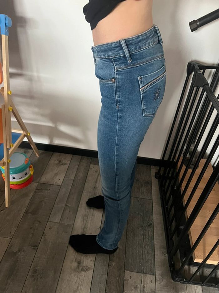 Jeans taille basse - photo numéro 3