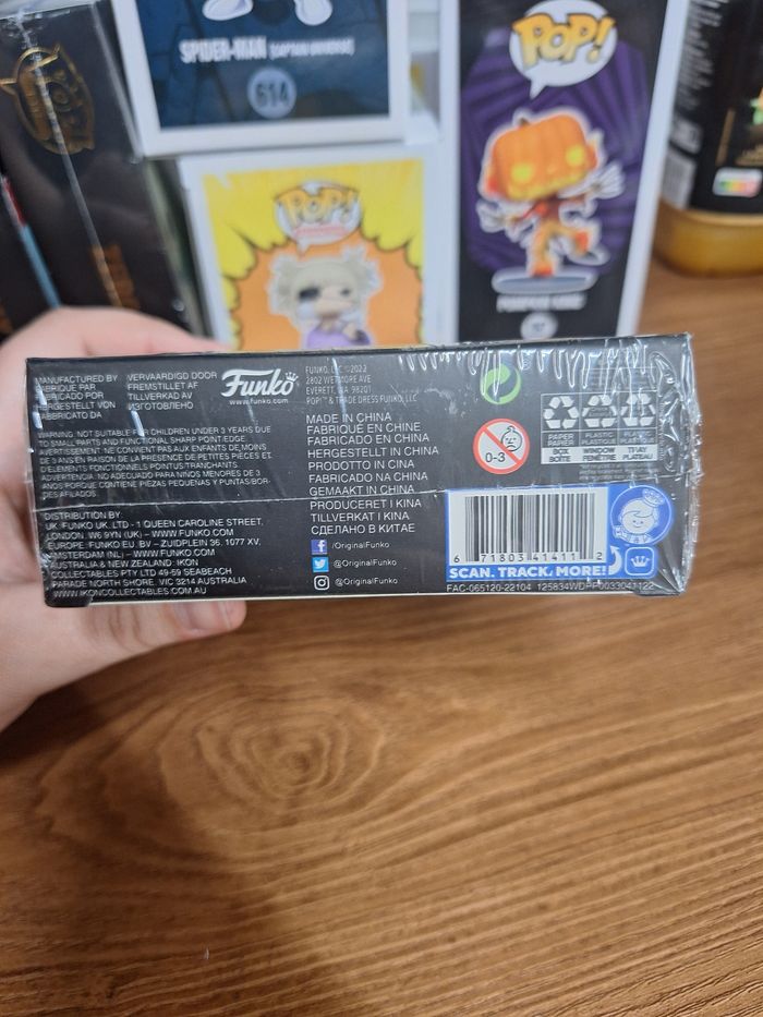Funko pop pins badge Pixar là haut Dug 13 - photo numéro 3