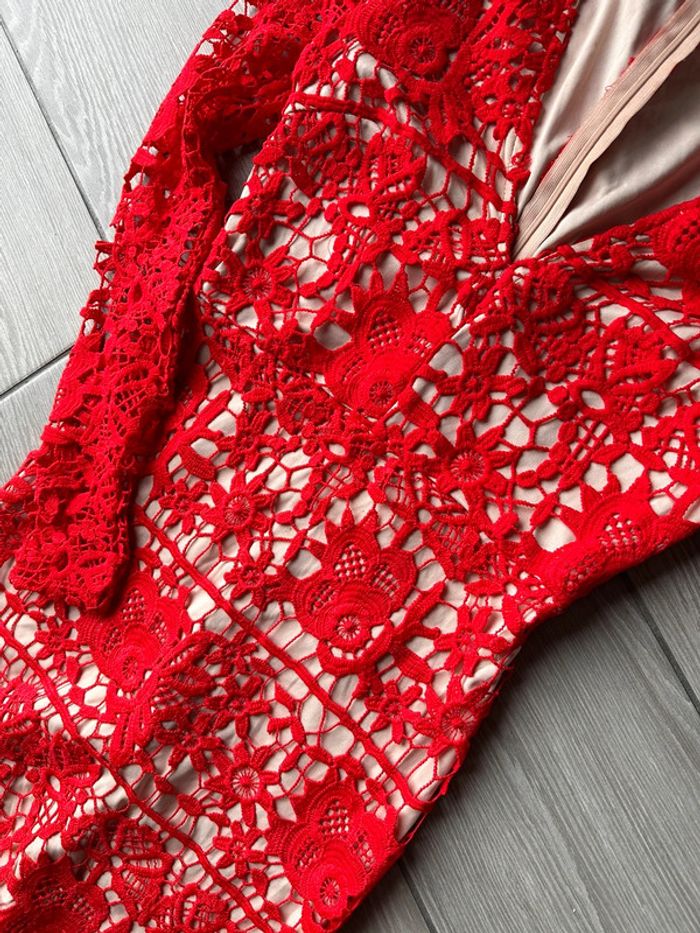Robe dentelle rouge - photo numéro 2