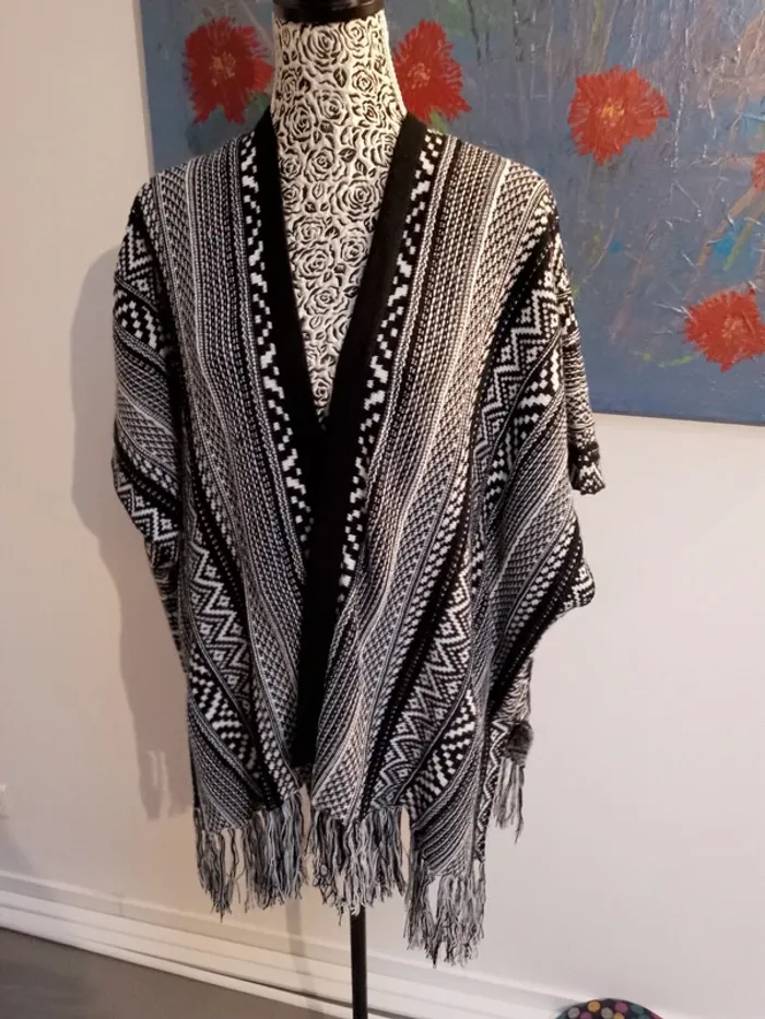 Cape poncho taille unique