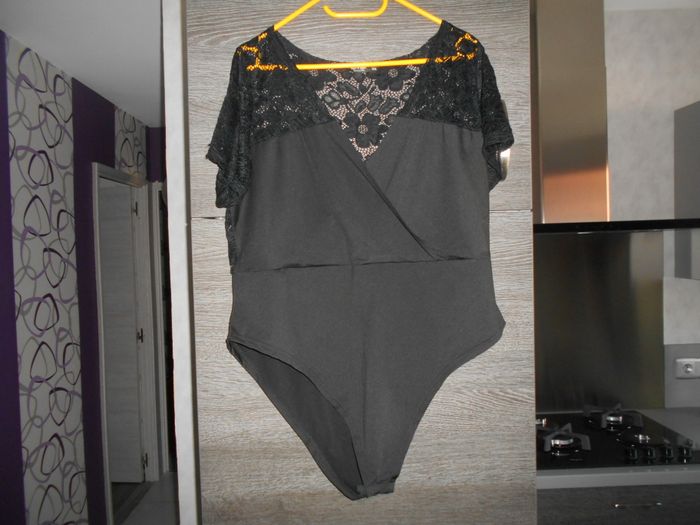Body (Shein Curve), taille: 3XL (46) neuf