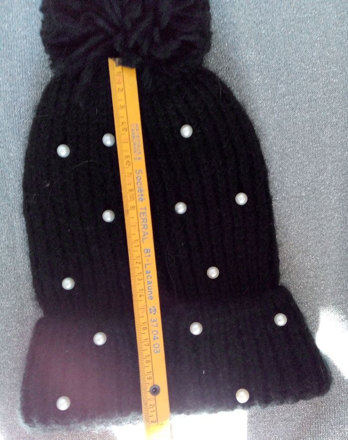 Bonnet perles et pompom - photo numéro 5