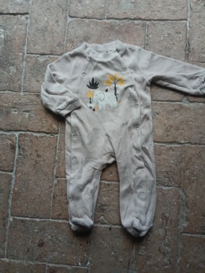 🌹pyjama influx 6 mois 🌹