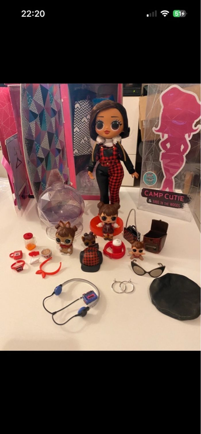 O.M.G. Winter Chill Camp Cutie Poupée Mannequin & Poupée Babe dans Les Bois Avec 25 Surprises