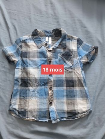 Chemise taille 18 mois