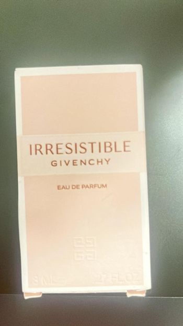 Miniature de Parfum Irrésistible Givenchy