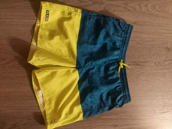 Maillot de bain short garcon 12-13 ans