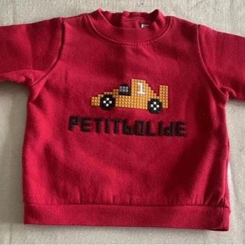 🚗 Pull rouge enfant Petit Bolide 🚗