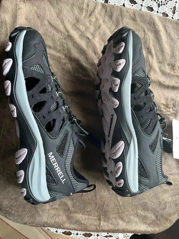 Chaussure de randonnée taille 40 Merrell - photo numéro 2