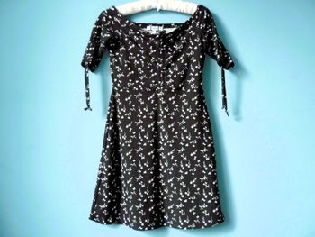 robe femme jennyfer S 36 noir imprimée TBE