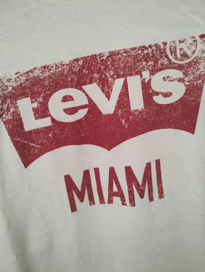 T shirt Levi's xs - photo numéro 2