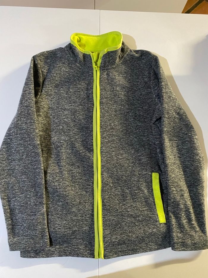 Veste polaire noir et jaune fluo tex taille 11/12 ans