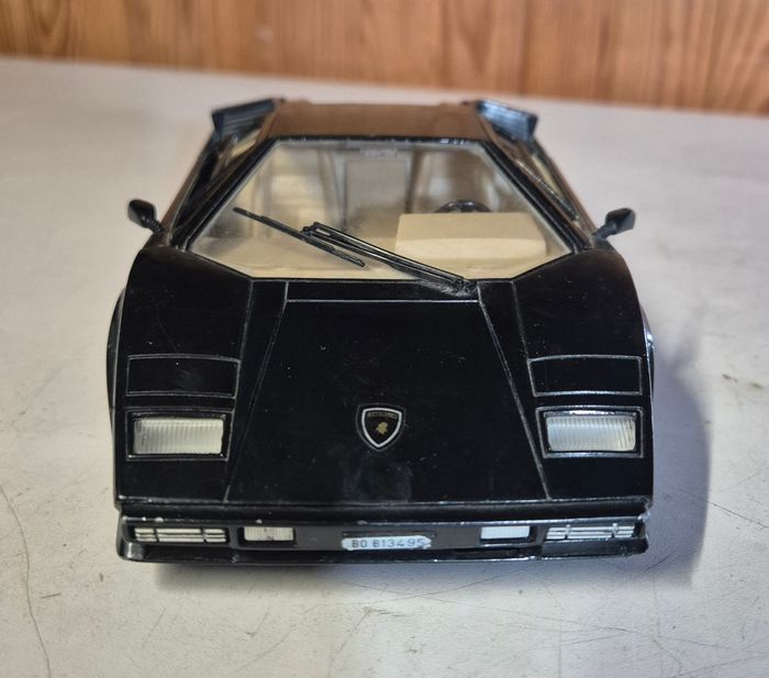Polistil tonka Lamborghini countach 5000 noir 1/18 - photo numéro 3