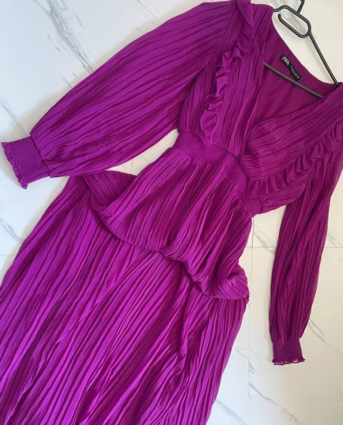 Robe midi plissé Zara taille XS - photo numéro 5
