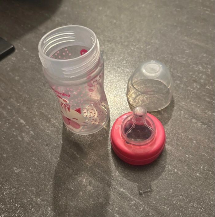 Biberon - photo numéro 2