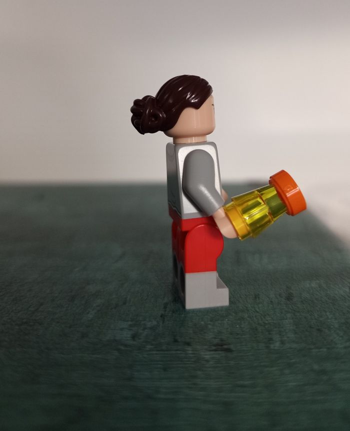 Lego Stranger Things eleven onze 011 jane elfe - photo numéro 2