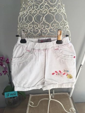 Short  fille 18 mois