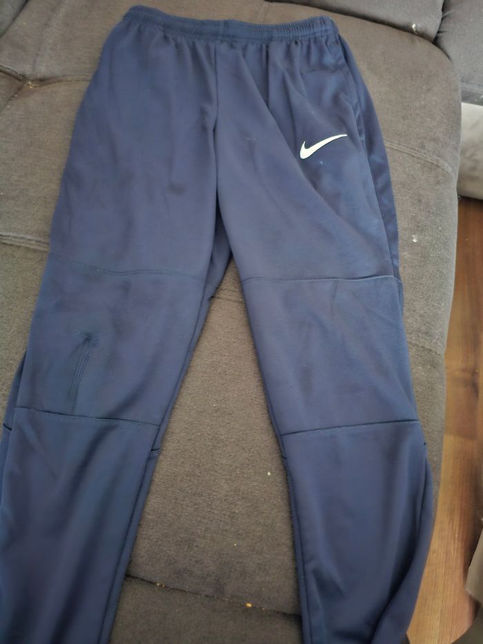 Survêtement nike - photo numéro 2