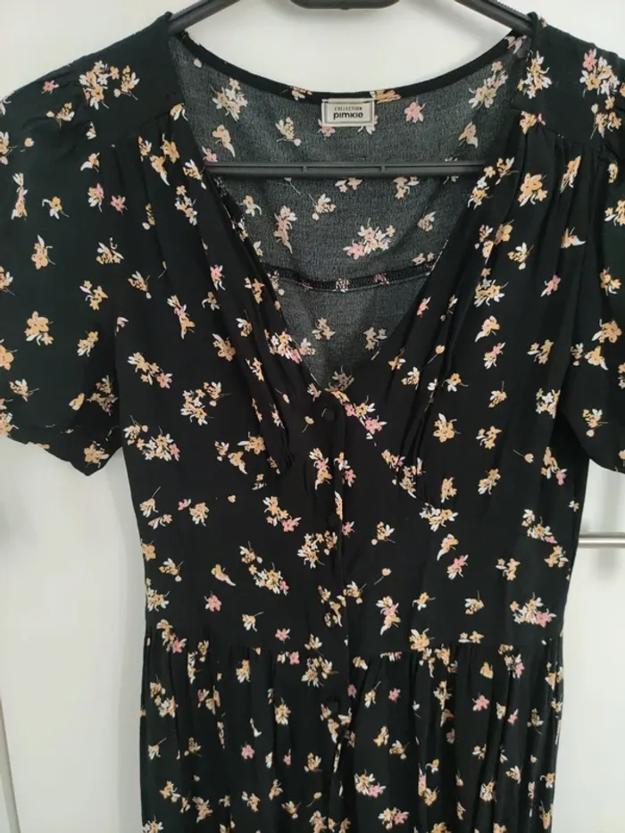 Robe noir fleur - photo numéro 2